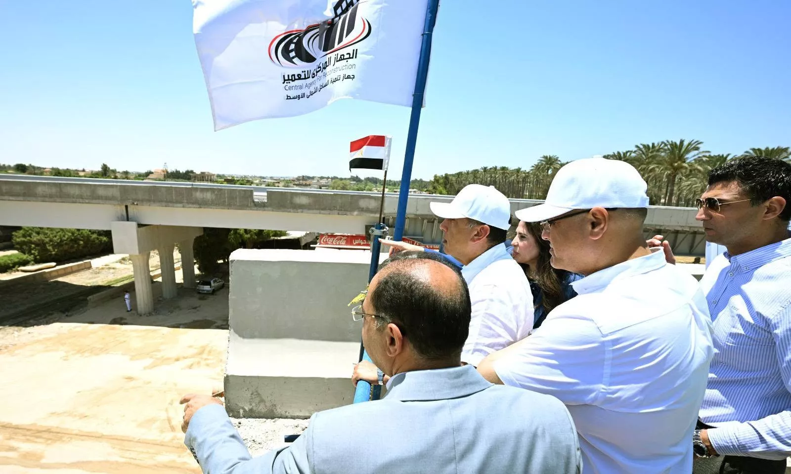 رئيس الوزراء يتفقد مشروع محور اللواء عمر سليمان