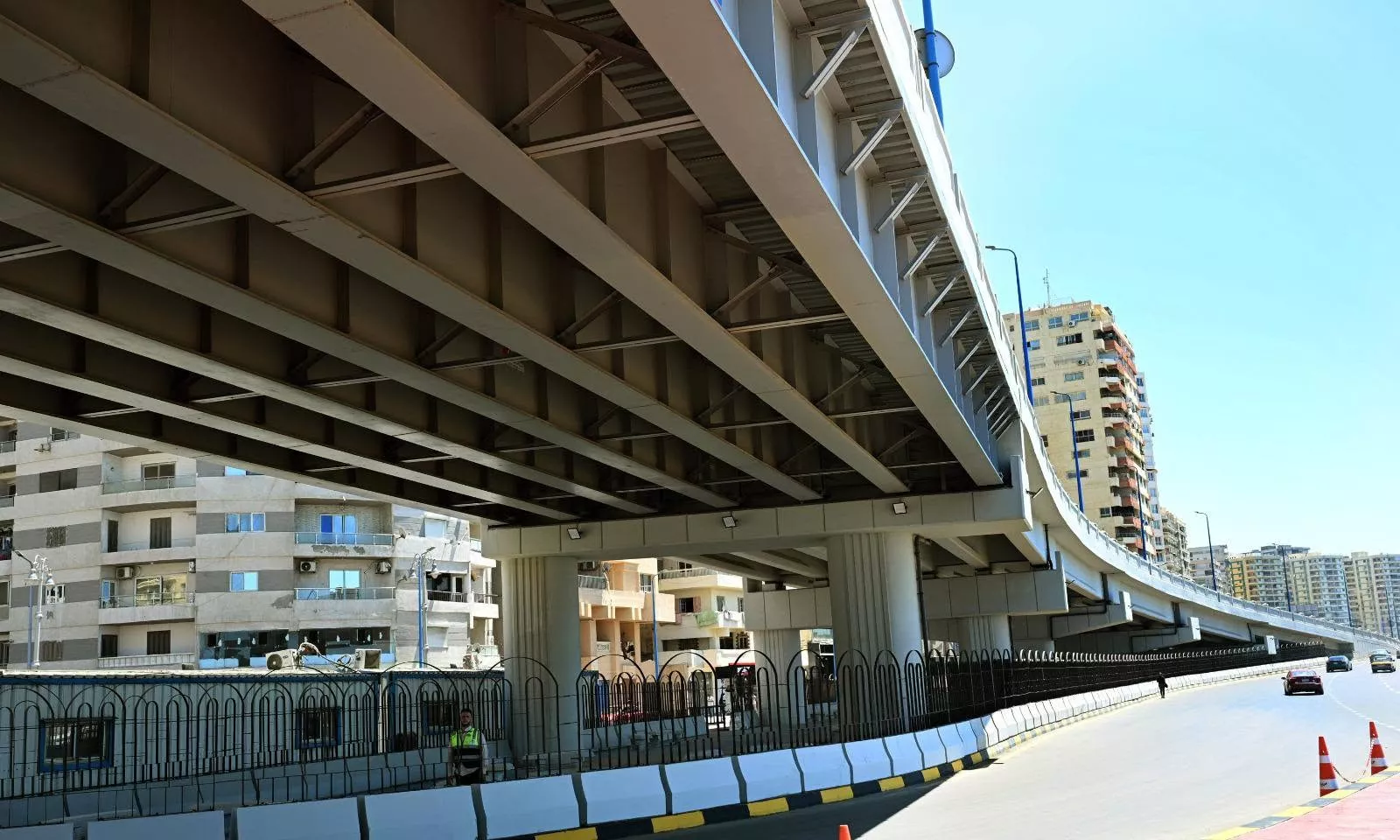 رئيس الوزراء يفتتح أعمال توسعة الكورنيش شرق مدينة الإسكندرية