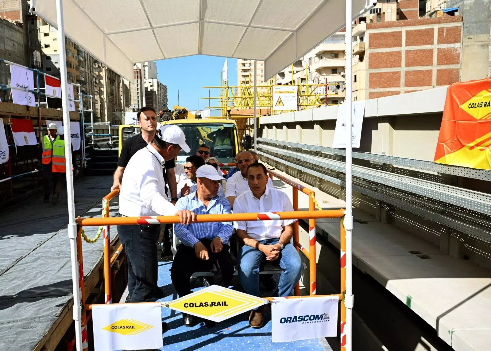 رئيس الوزراء يتفقد سير العمل بمشروع المرحلة الأولى من مترو الإسكندرية
