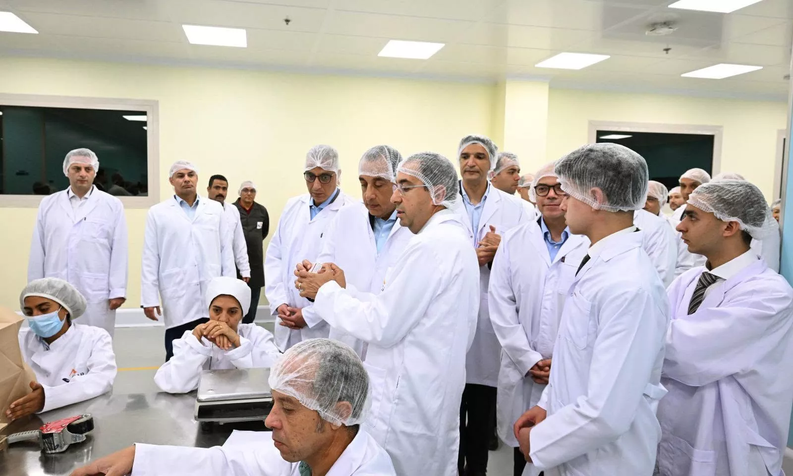 رئيس الوزراء يتفقد مصنع جلوبال أدفانسد للأدوية