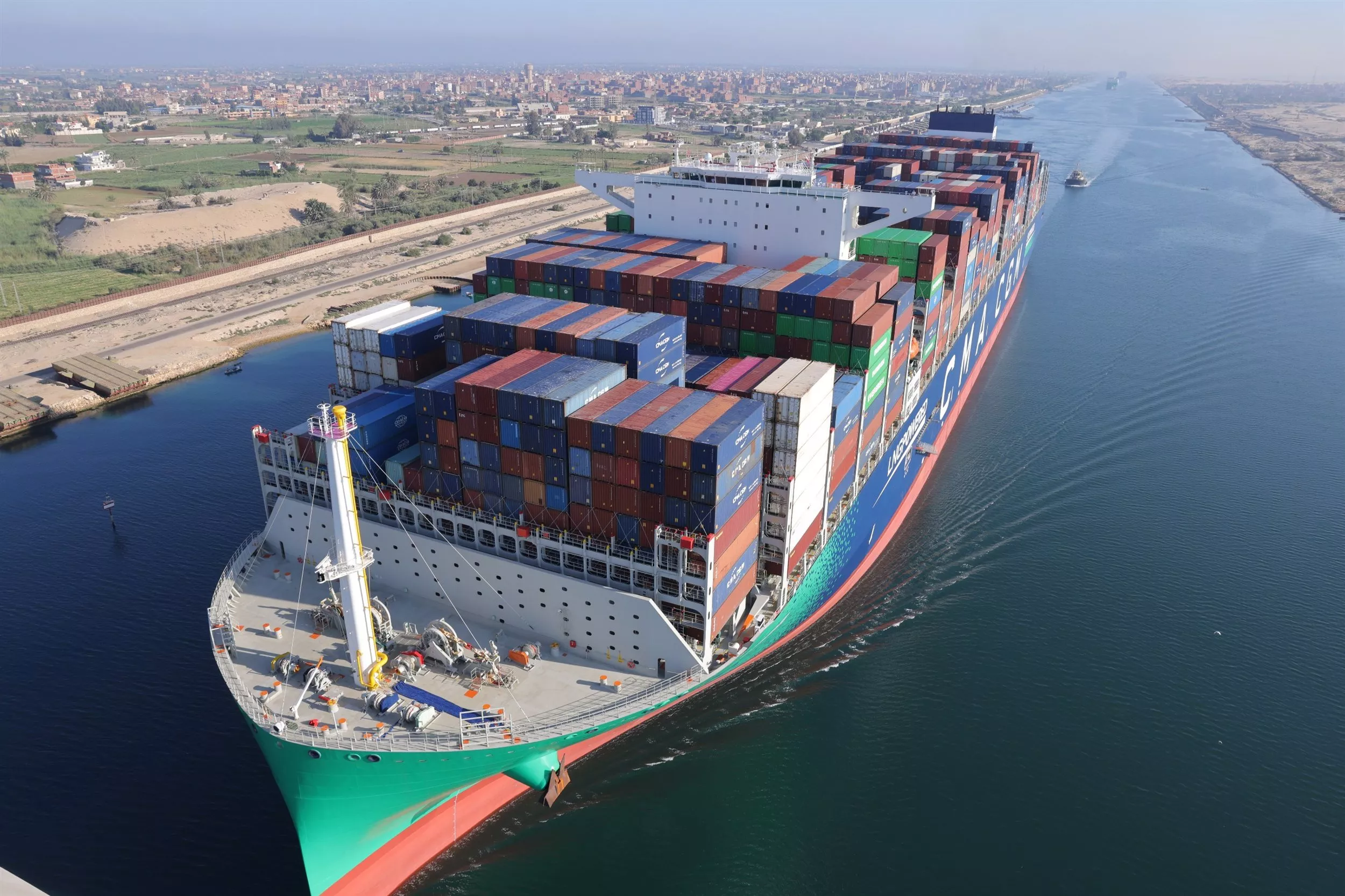 سفينة الحاويات العملاقة CMA CGM VENDOME