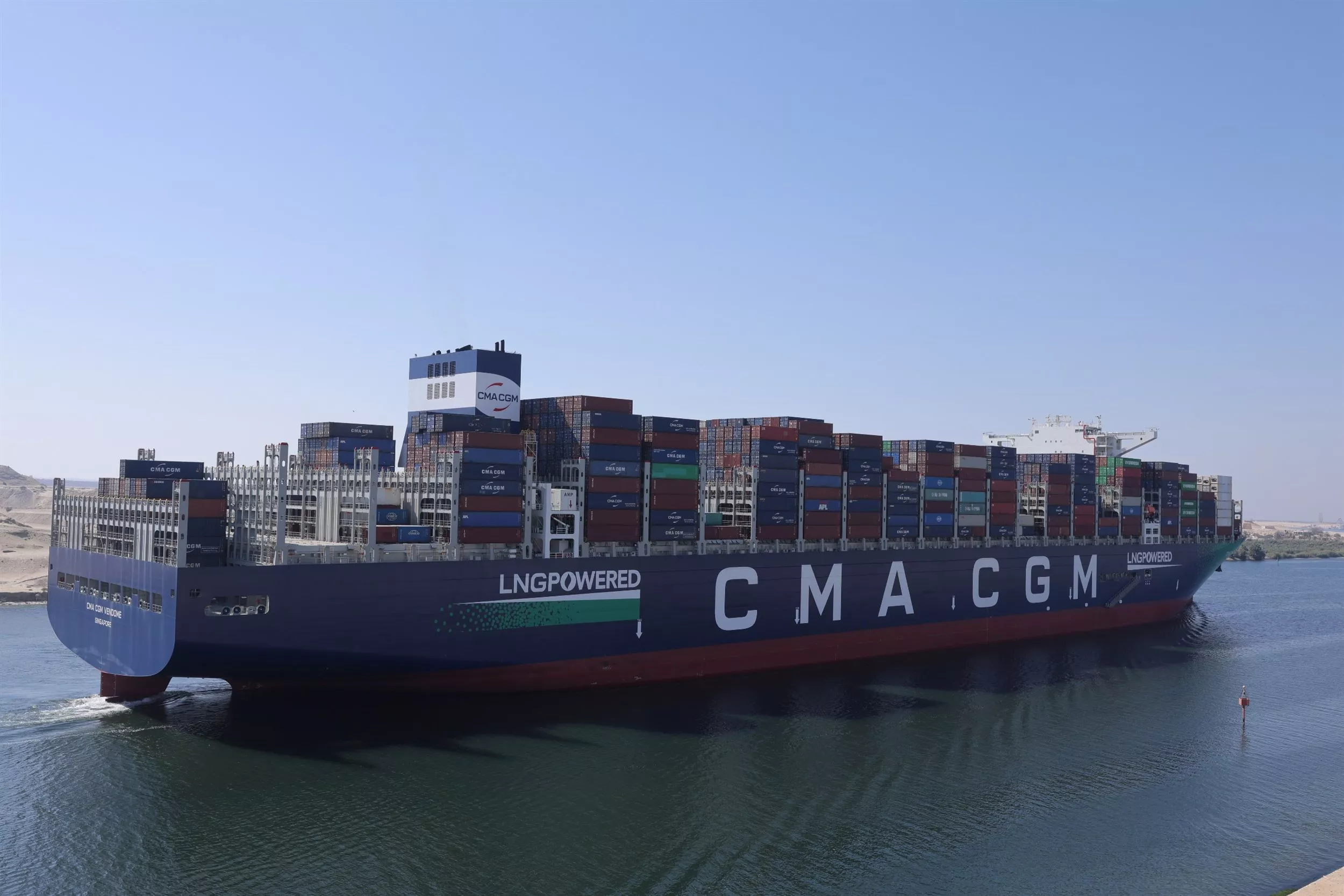 سفينة الحاويات العملاقة CMA CGM VENDOME
