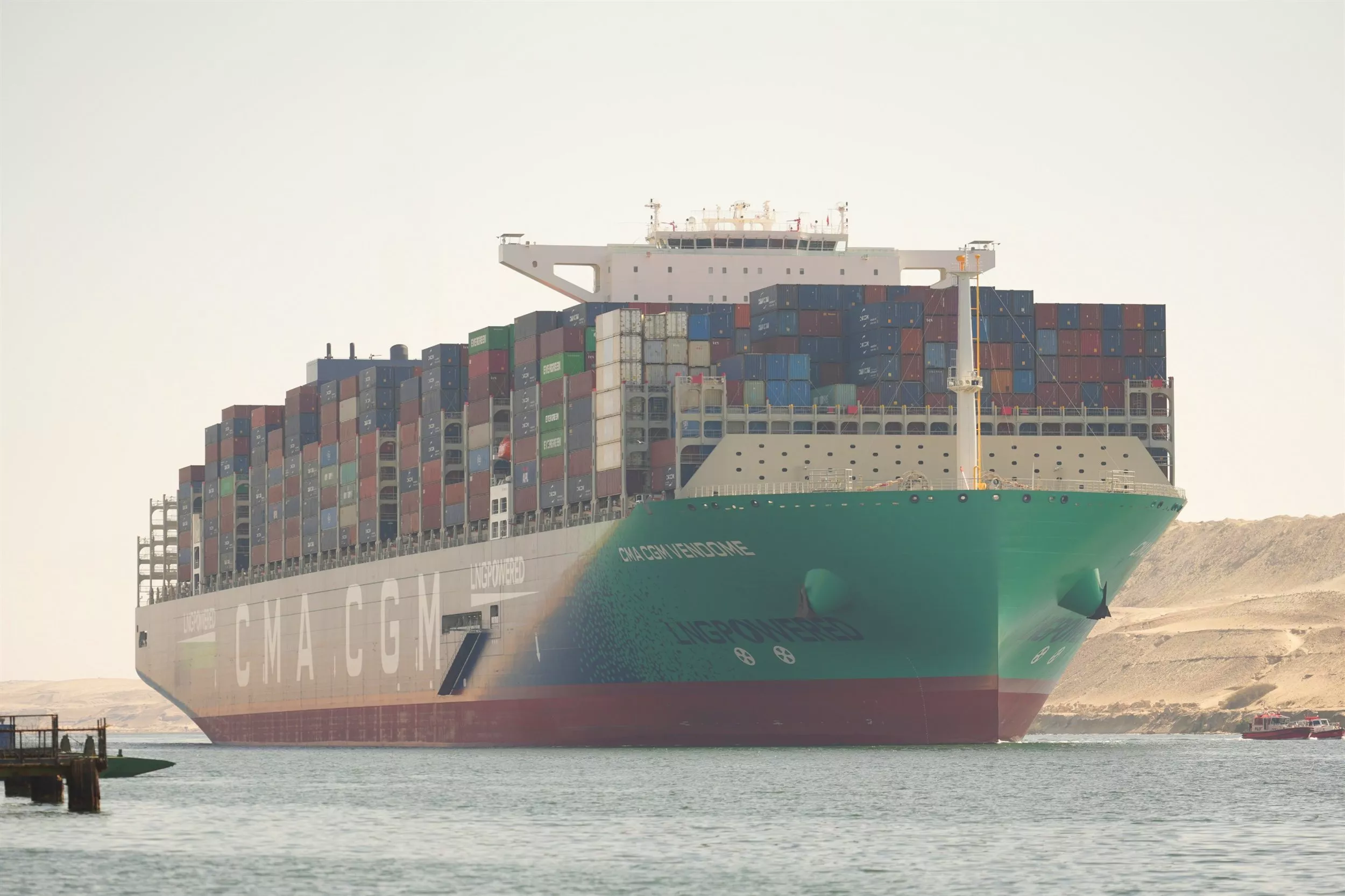 سفينة الحاويات العملاقة CMA CGM VENDOME
