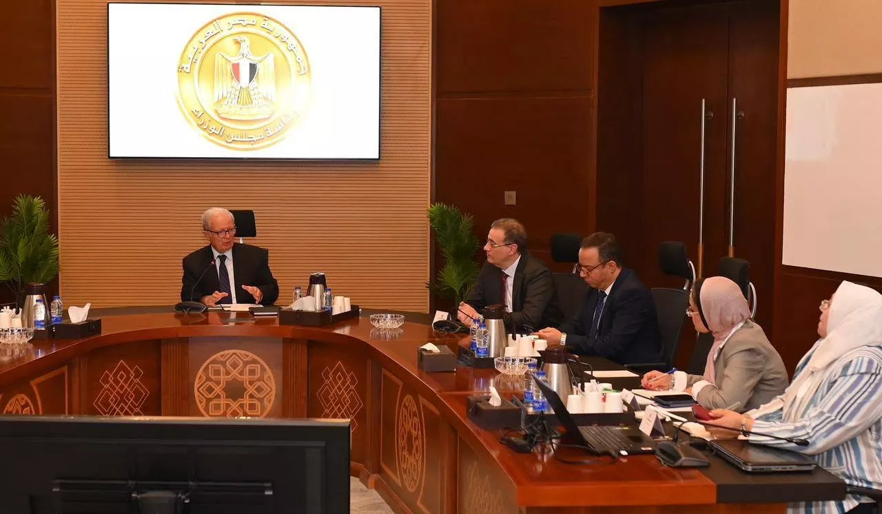 نائب رئيس الوزراء يتابع جهود تطوير الأداء بالجهاز الإداري للدولة