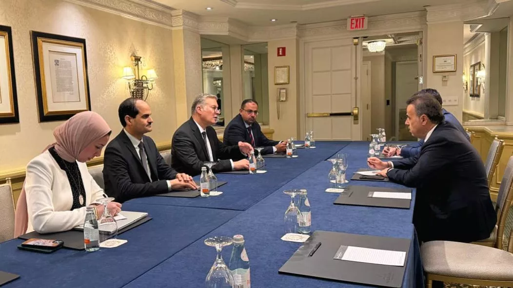 وزير البترول يجتمع مع وزير البيئة والطاقة اليوناني