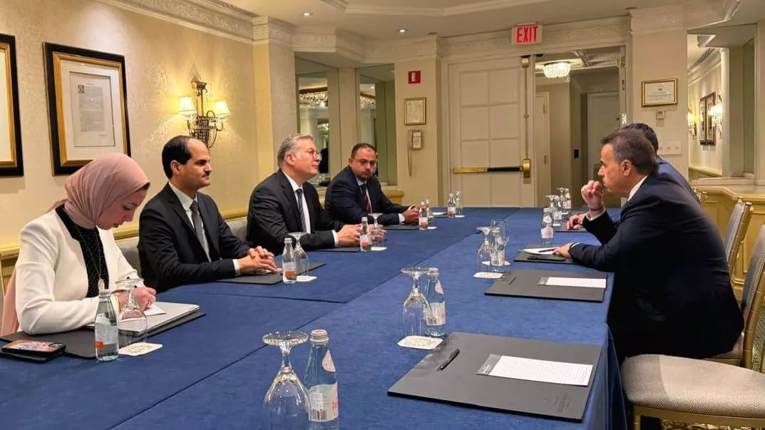 وزير البترول يجتمع مع وزير البيئة والطاقة اليوناني