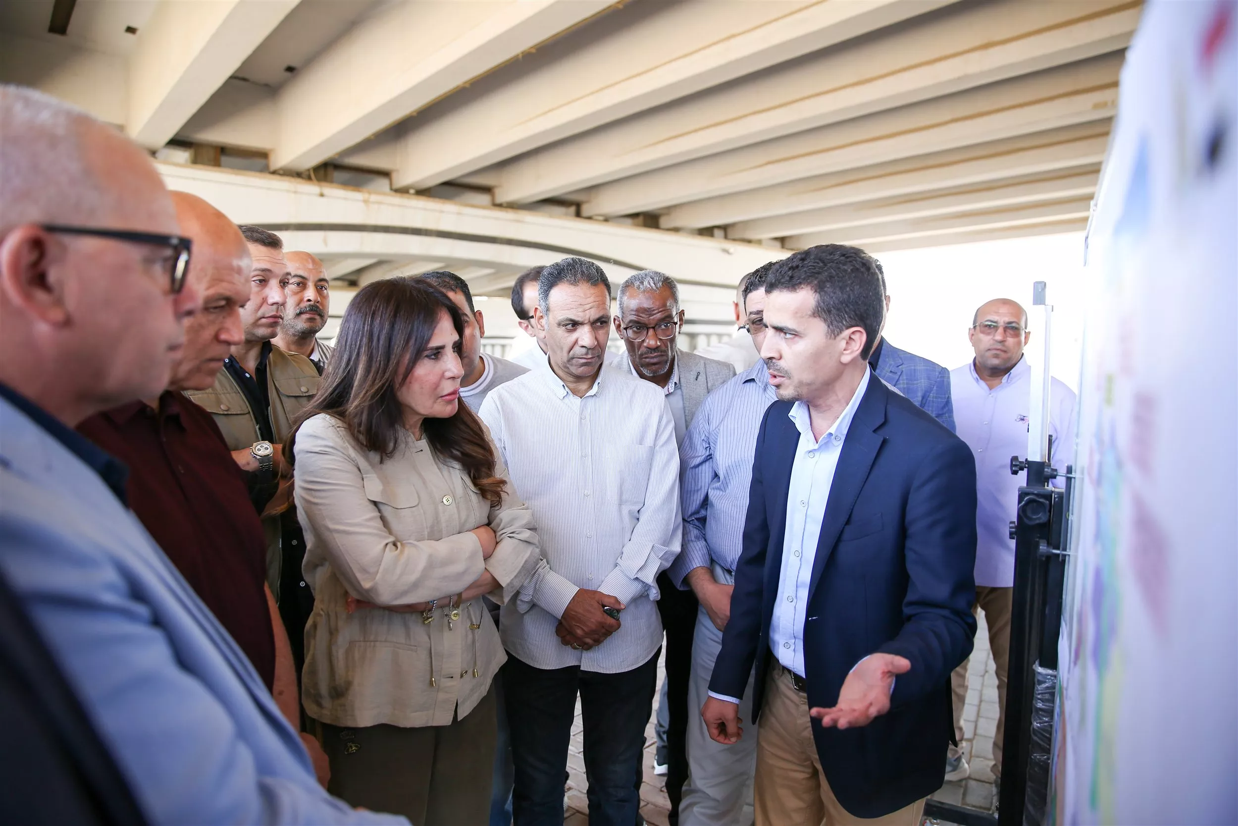 وزيرة الإسكان تتفقد أعمال ربط خطوط الصرف الرئيسية بمدينة القاهرة الجديدة