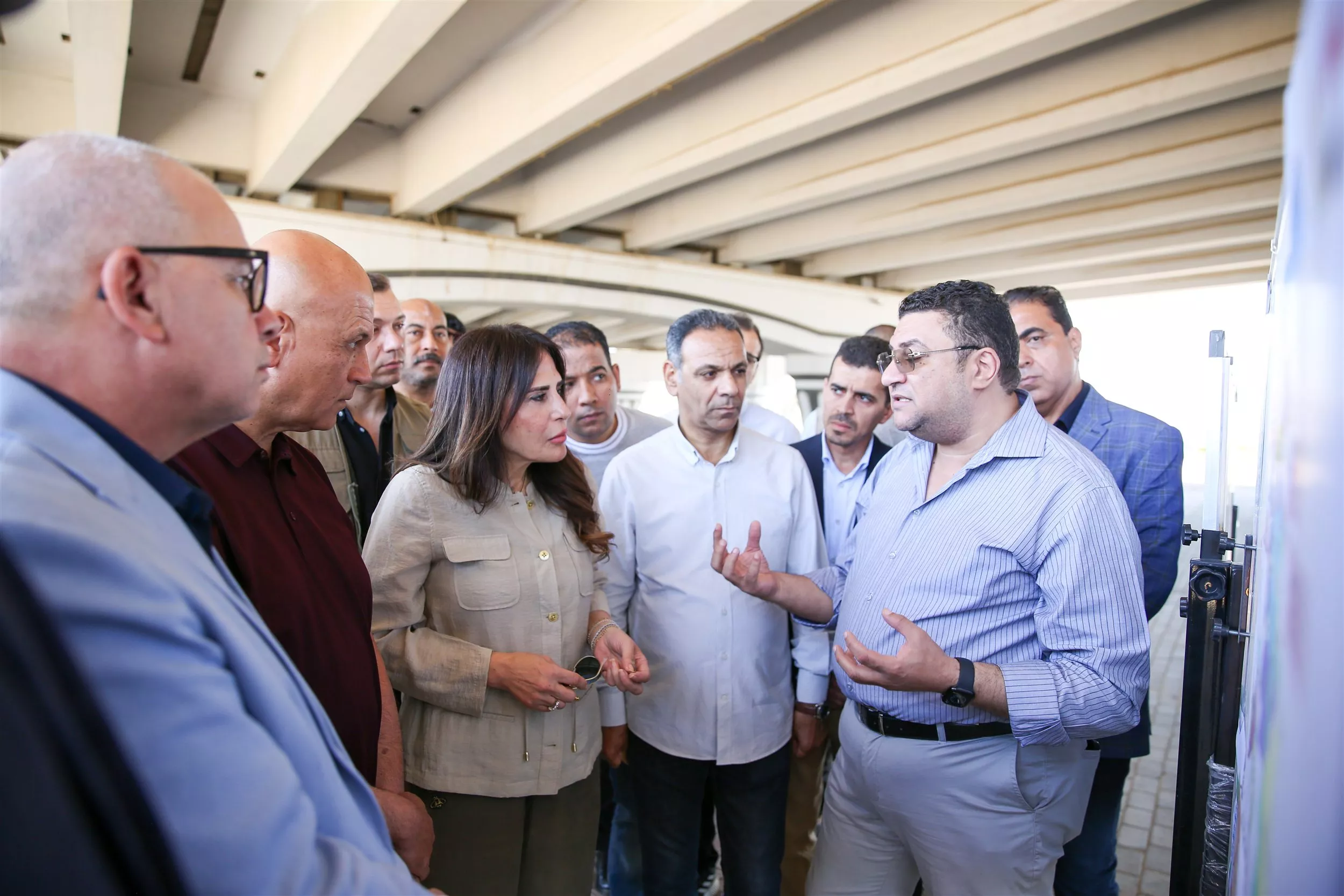 وزيرة الإسكان تتفقد أعمال ربط خطوط الصرف الرئيسية بمدينة القاهرة الجديدة