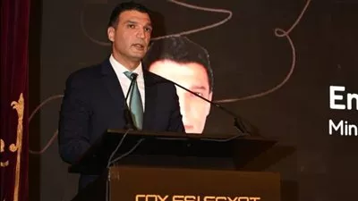 توقيع اتفاقية لبدء إنتاج سيارات «ROX REEV» في مصر