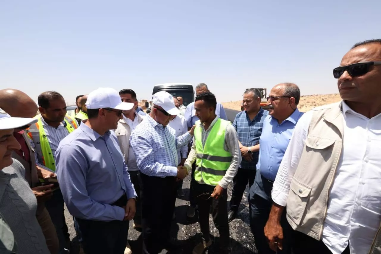 الوزير يتابع تنفيذ عدد من المشروعات التنموية بمحافظات الصعيد