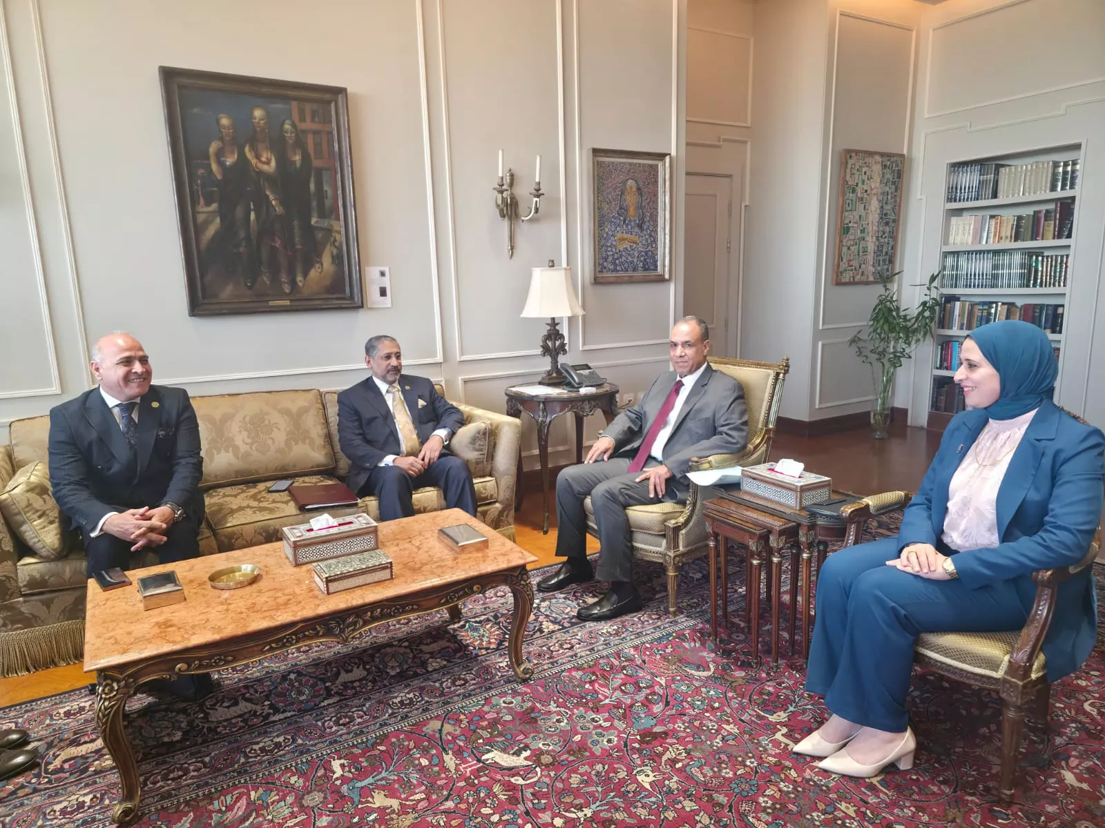 وزير الخارجية يلتقي رئيس المصرف العربي للتنمية الاقتصادية في أفريقيا
