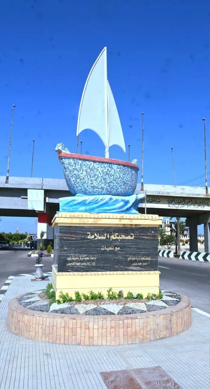 رئيس الوزراء يستعرض أعمال تطوير كورنيش مدينة رشيد