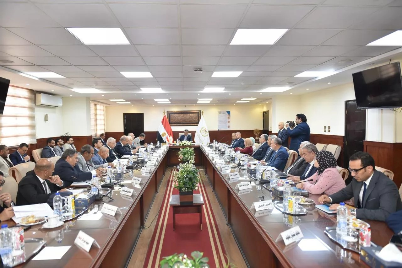 وزير التموين يترأس اجتماع الجمعية العامة للشركة المصرية القابضة للصوامع والتخزين