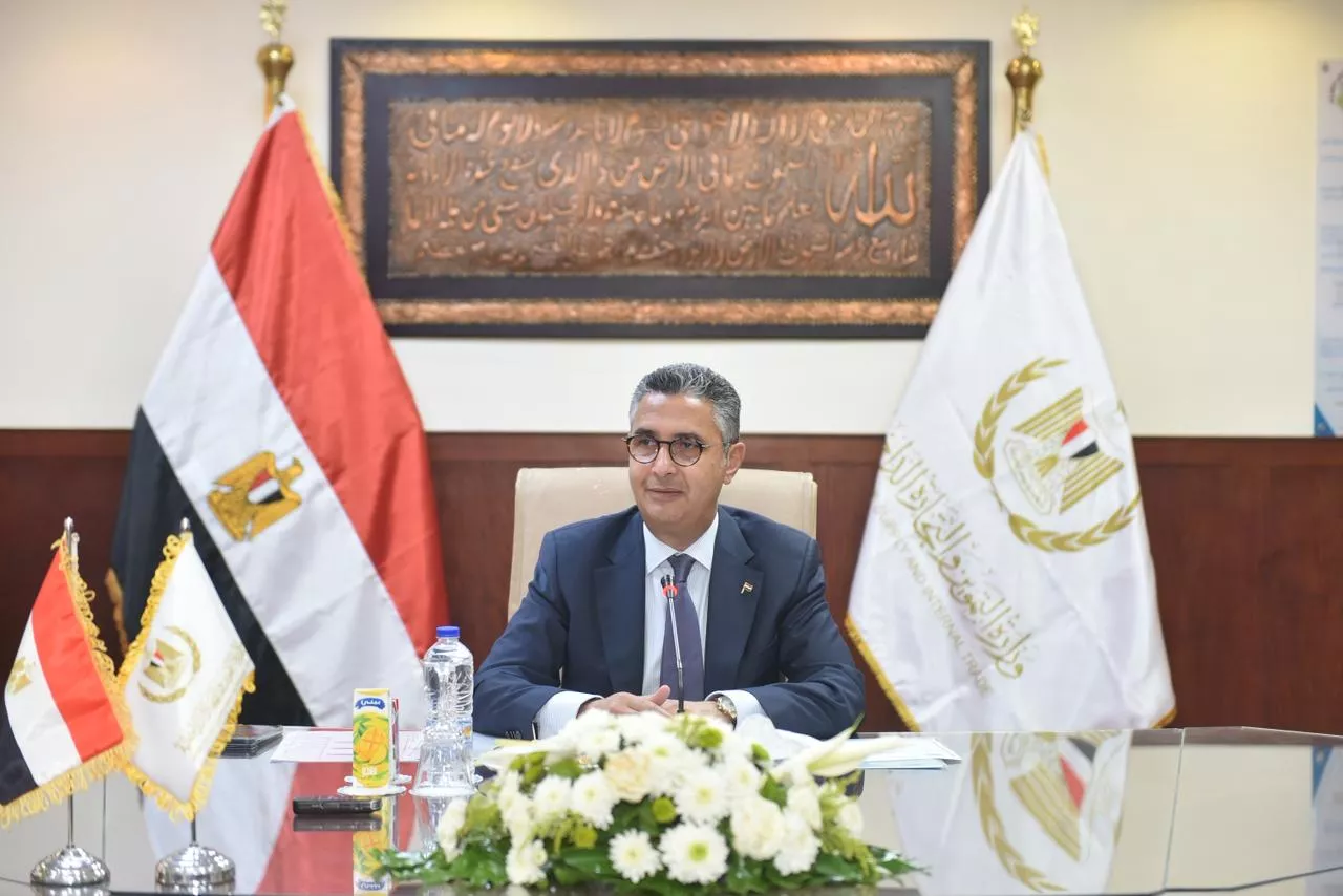 وزير التموين يترأس اجتماع الجمعية العامة للشركة المصرية القابضة للصوامع والتخزين