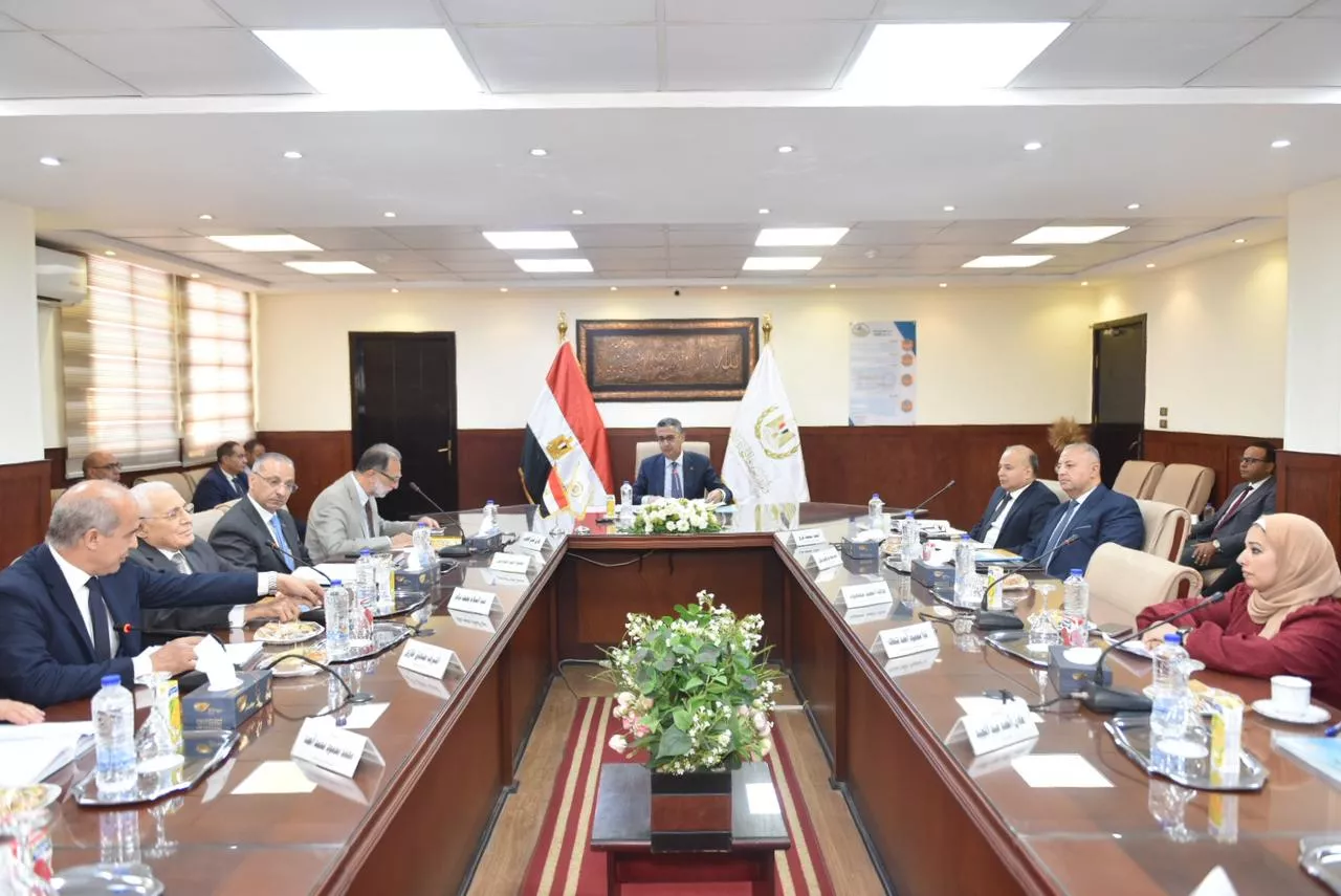 وزير التموين يترأس اجتماع الجمعية العامة للشركة المصرية القابضة للصوامع والتخزين