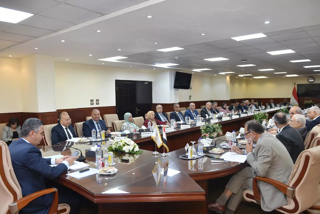 وزير التموين يترأس اجتماع الجمعية العامة للشركة المصرية القابضة للصوامع والتخزين