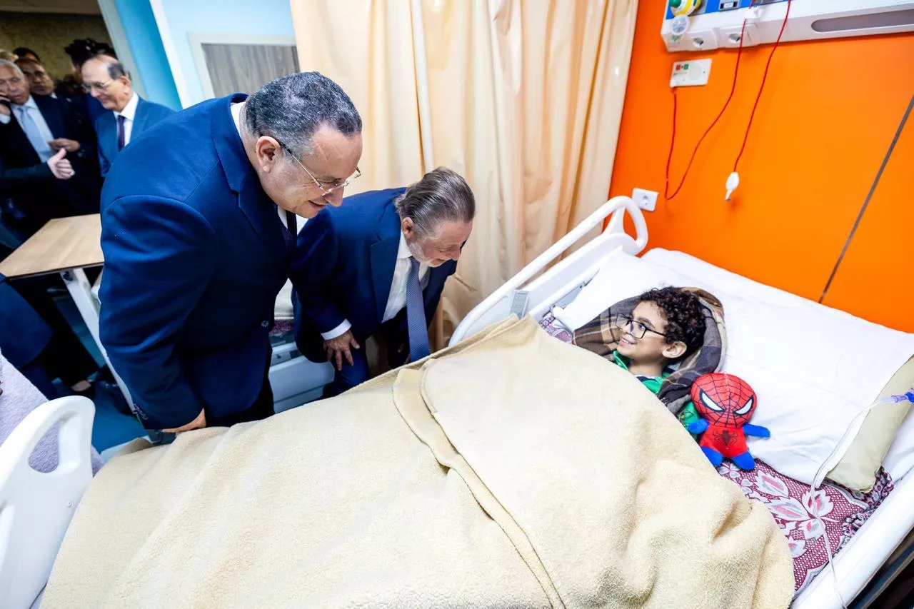 محافظ المركزي ووزير التعليم العالي يفتتحان عدد من المشروعات والوحدات الطبية بالمعهد القومي للأورام