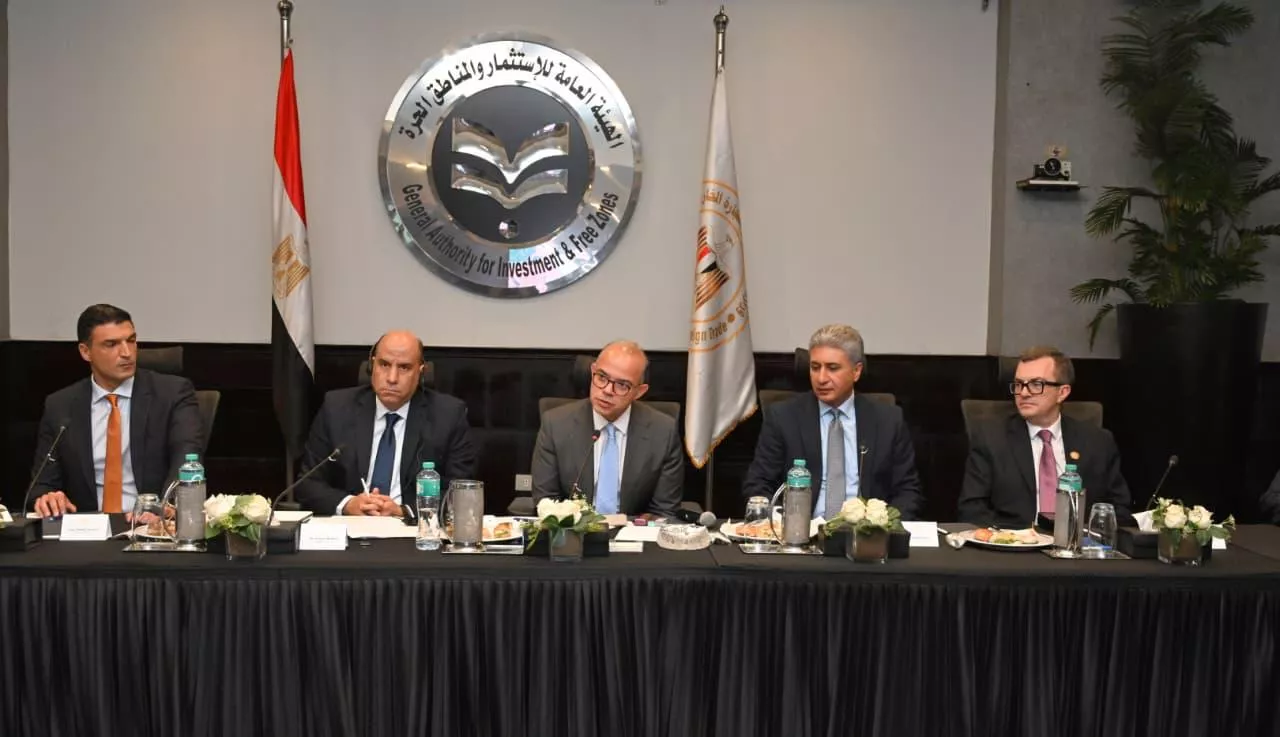 6 وزراء يبحثون مع البنك الدولي محاور الخطة التنفيذية لاستراتيجية الاستثمار الأجنبي المباشر