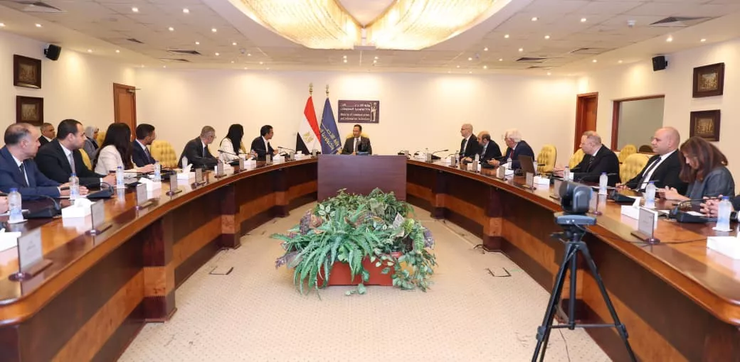 توقيع ترخيص بين الجهاز القومي لتنظيم الاتصالات وشركة حسن علام