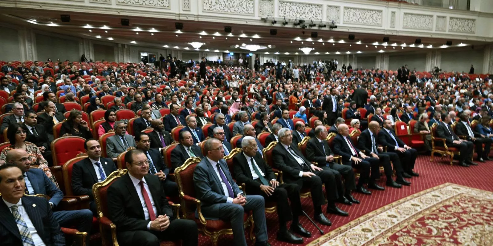 رئيس الوزراء يفتتح فعاليات النسخة الخامسة من المعرض والمؤتمر الطبي لأفريقي 