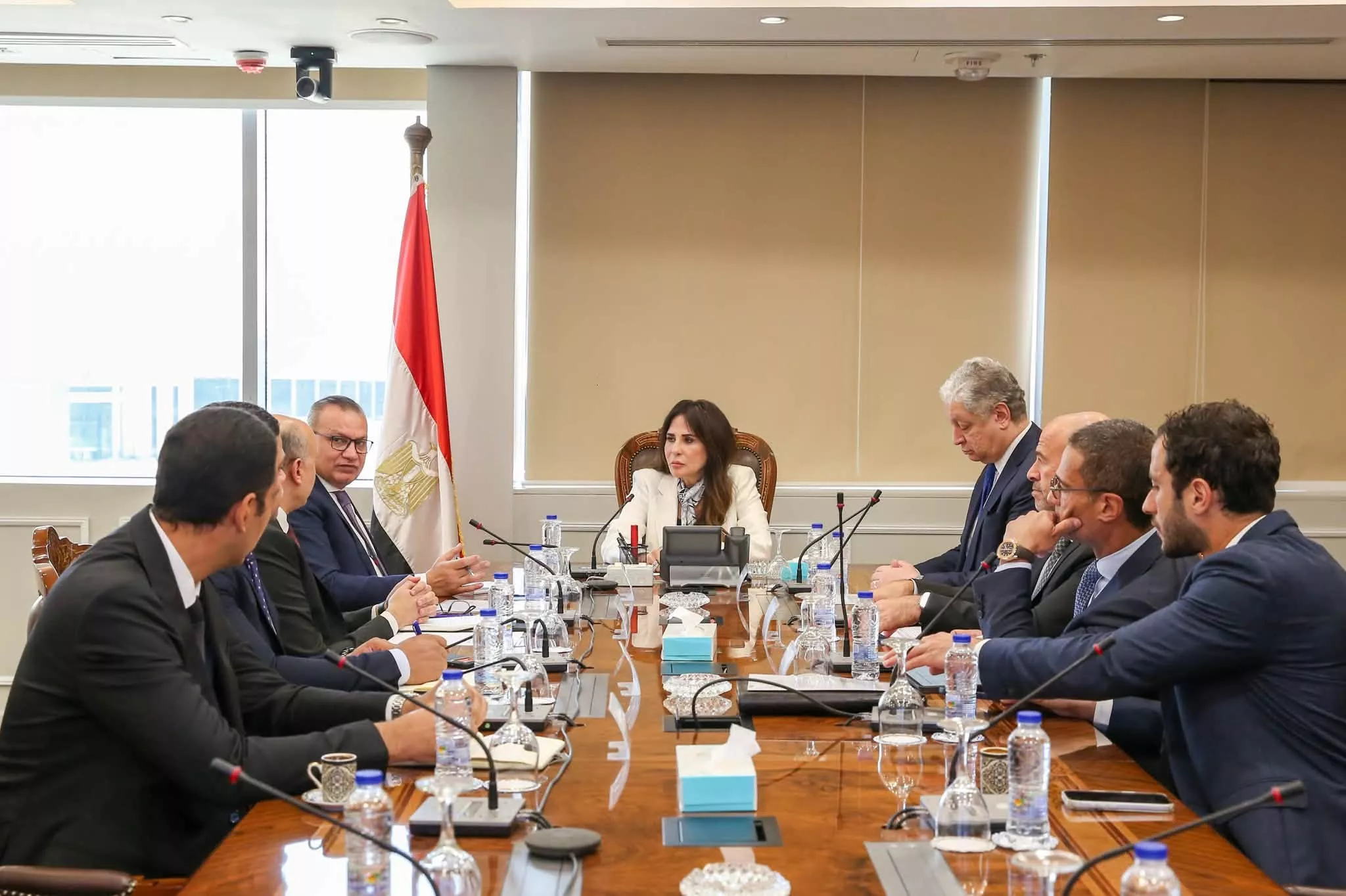 وزيرة الإسكان تتابع موقف التسليمات بمنطقة الأعمال المركزية