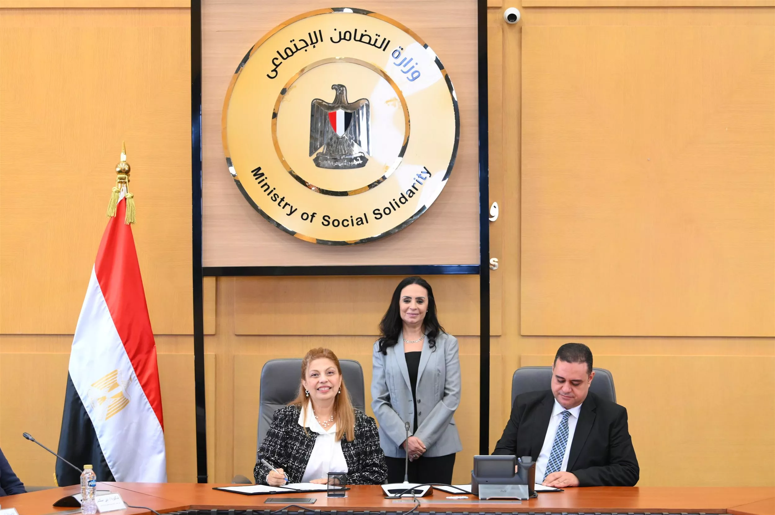 وزيرة التضامن تشهد توقيع عقود تمويل لمشروعات متناهية الصغر