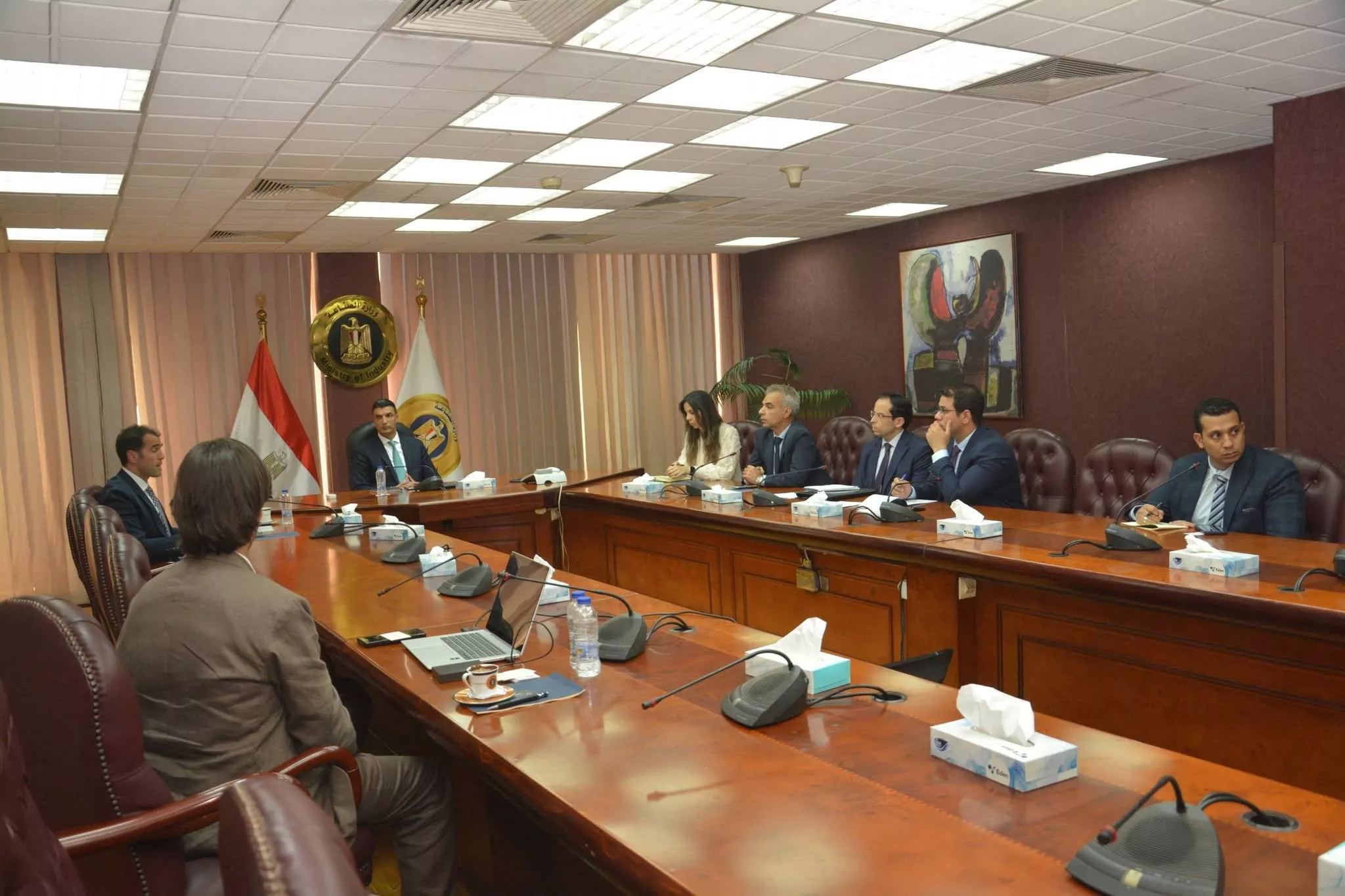 وزير الصناعة يجتمع مع مدير شركة جيد تكستايل إيجيبت