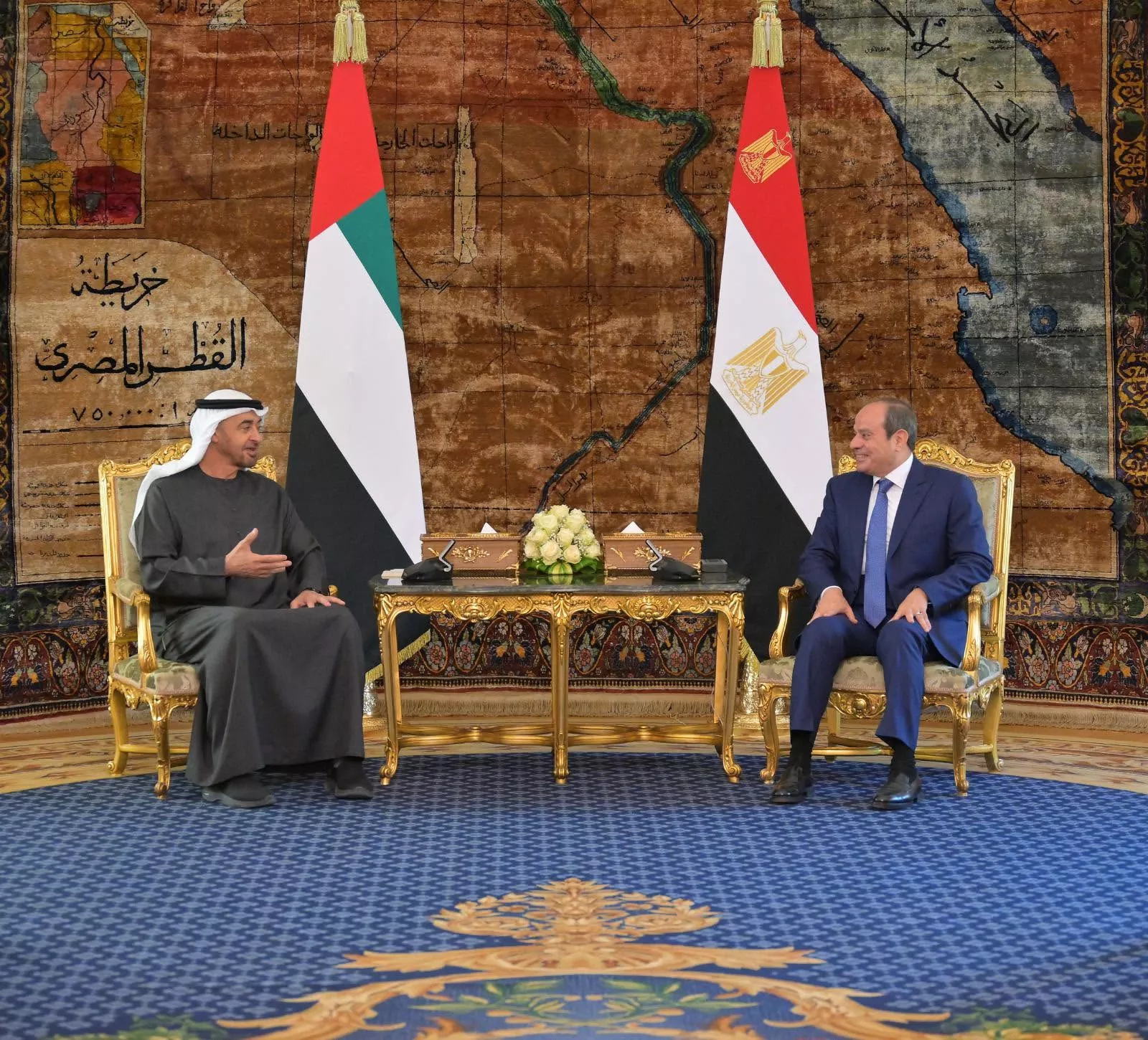 الرئيس السيسي يجتمع مع رئيس دولة الإمارات العربية المتحدة