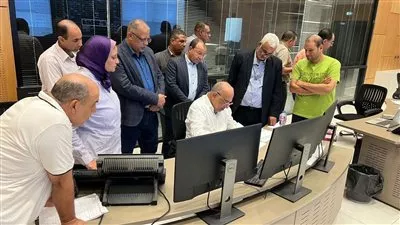 وزير «الكهرباء» يتابع سير العمل بالمركز القومي للتحكم في الطاقة