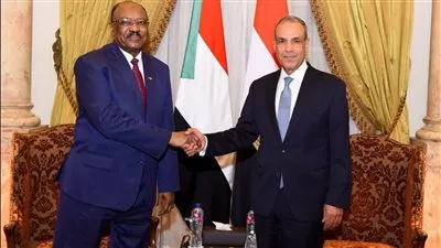 وزير «الخارجية» يبحث مع نظيره السوداني سبل تعزيز العلاقات الثنائية