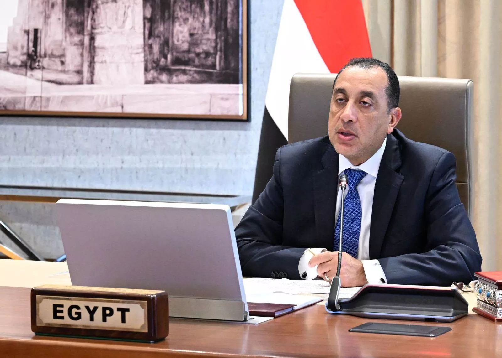الدكتور مصطفى مدبولي رئيس الوزراء 