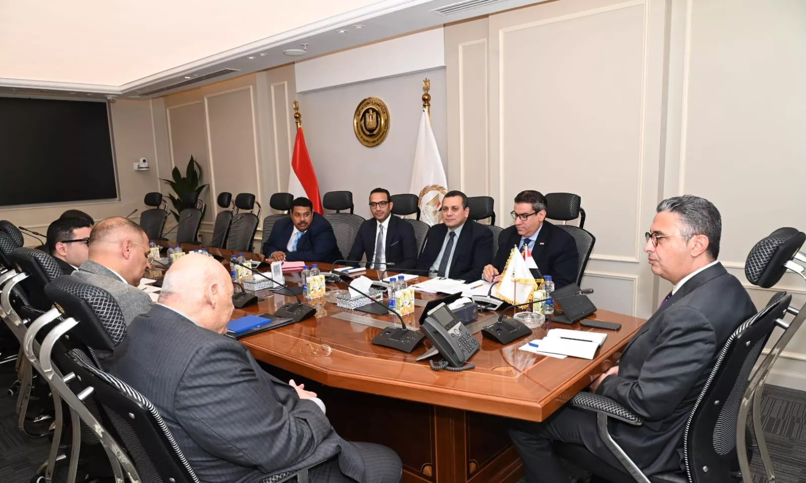 وزير التموين يلتقي رئيس الشعبة العامة للمخابز