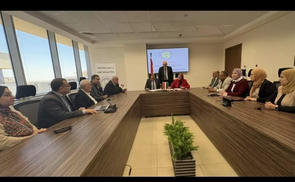 المصرية لنقل الكهرباء توقع عقدًا جديدًا لتفريغ 750 ميجاوات