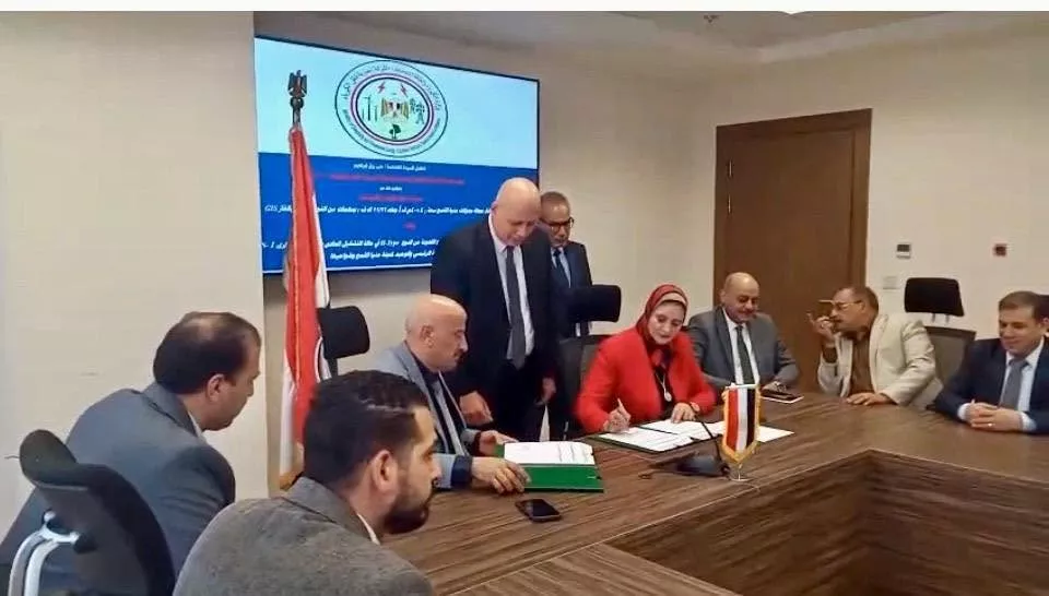 المصرية لنقل الكهرباء توقع عقد إنشاء محطة محولات منيا القمح