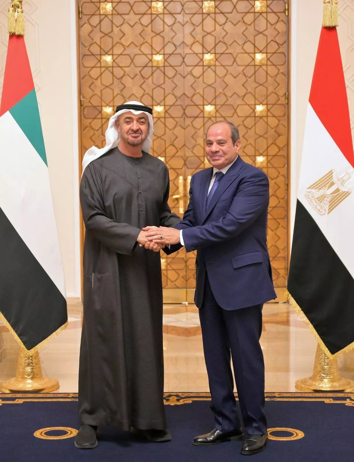الرئيس السيسي يجتمع مع رئيس دولة الإمارات العربية المتحدة