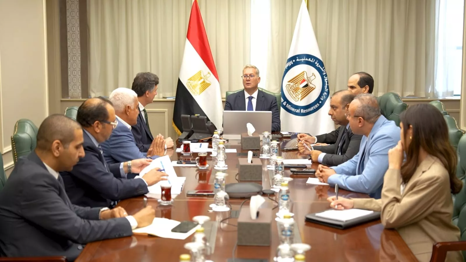 وزير البترول مع وفد من شركة إيني الإيطالية