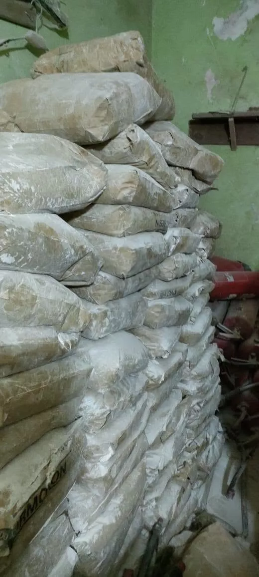 ضبط منشأة غير مرخصة لتعبئة طفايات الحريق بحي إمبابة
