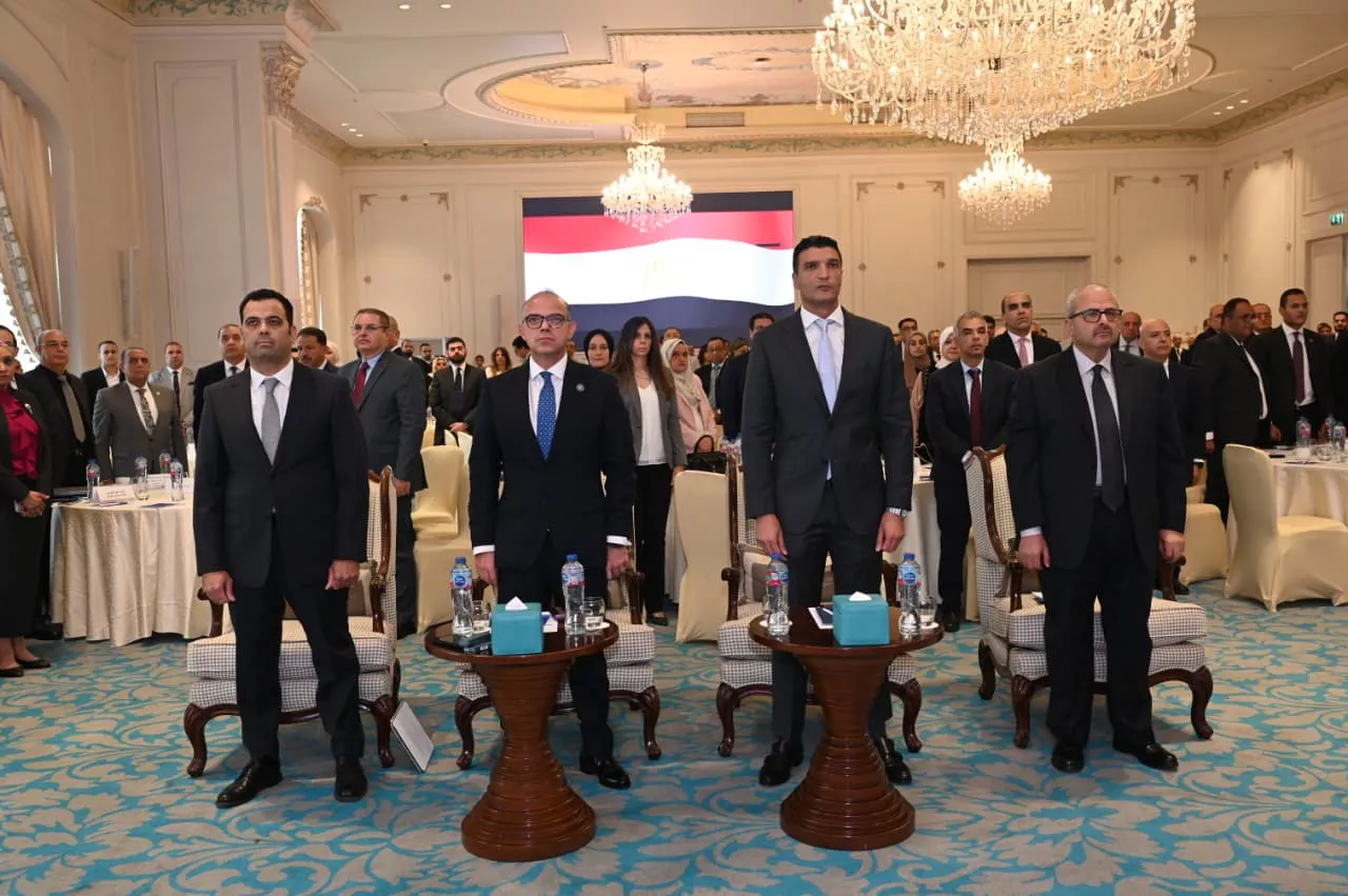 وزيرا الصناعة والاستثمار يشهدان توقيع 4 بروتوكولات تعاون
