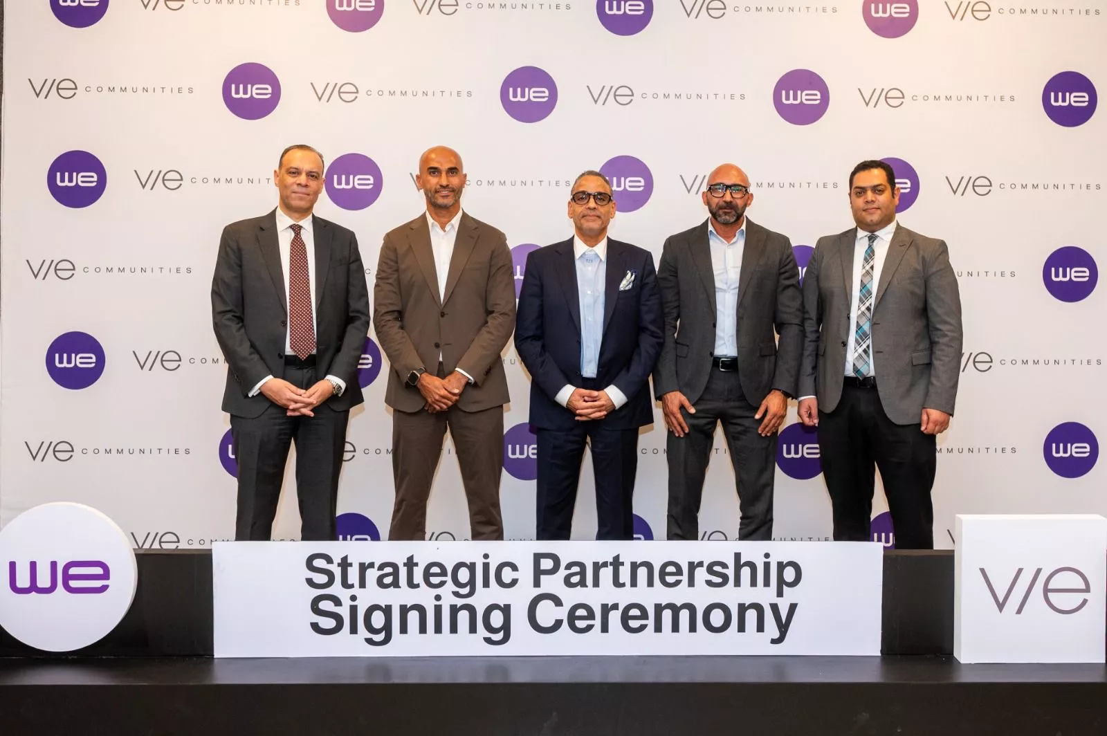 المصرية للاتصالات توقّع مذكرة تفاهم مع شركة VIE Communities