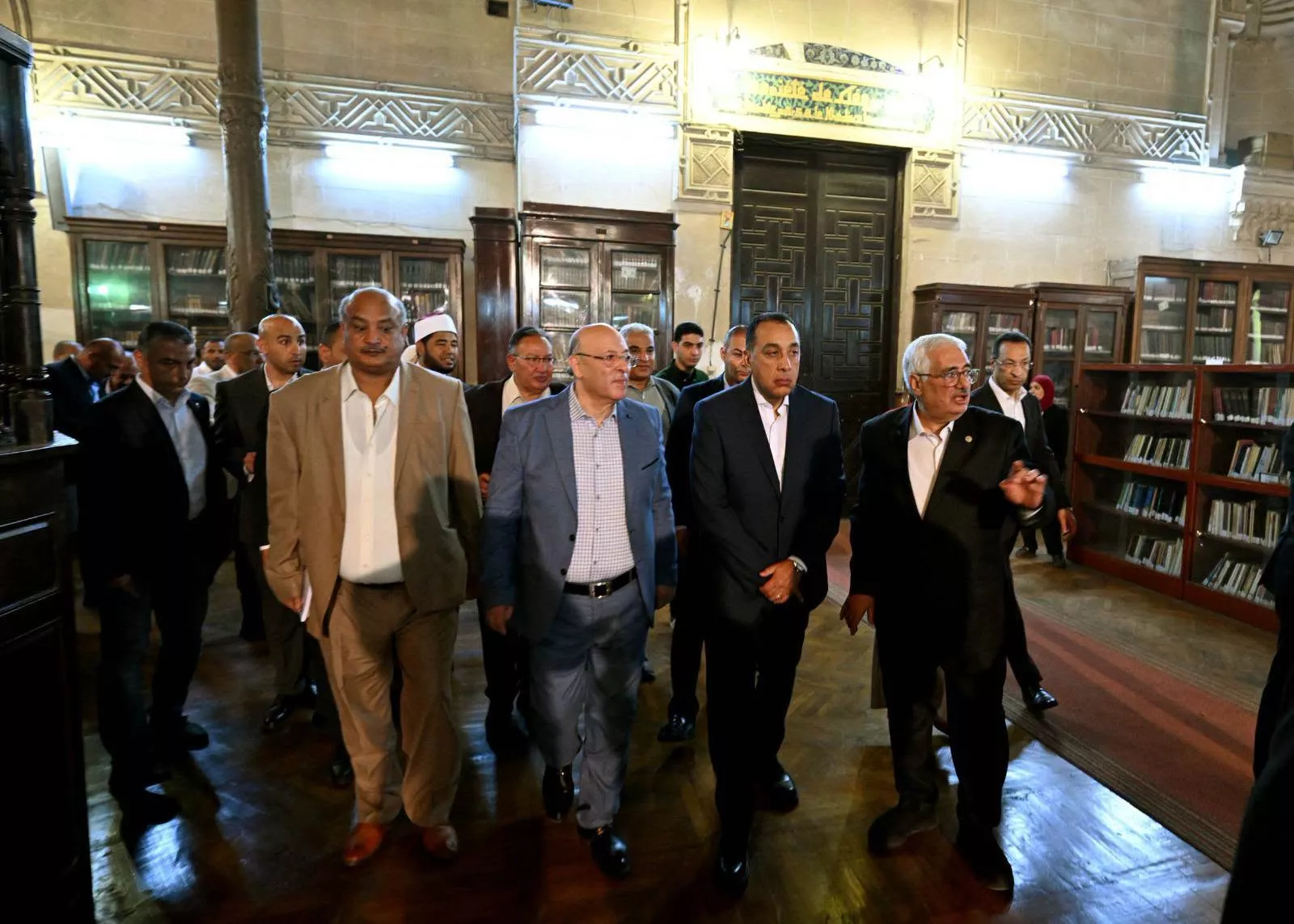 رئيس الوزراء يتفقد المبنى التاريخي للجمعية الجغرافية المصرية 