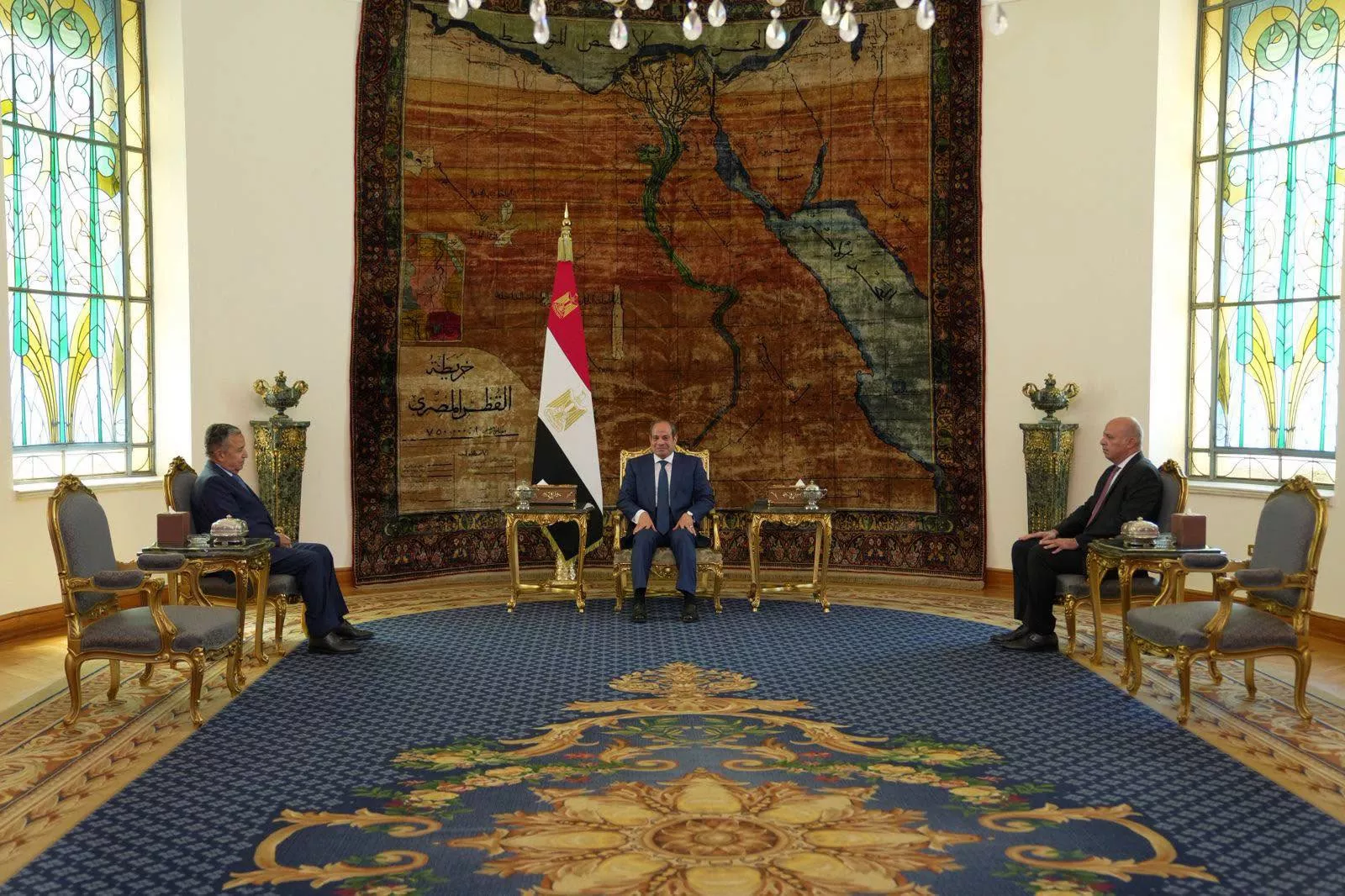 الرئيس عبد الفتاح السيسي يجتمع مع نبيل فهمي