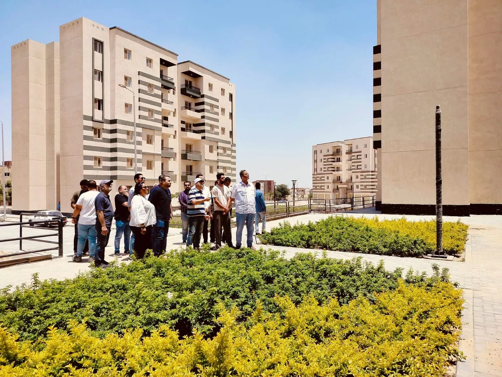 وزيرة الإسكان تتابع موقف تنفيذ المشروعات السكنية في 5 مدن