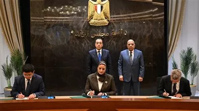 توقيع مذكرة تفاهم لإنشاء أول مصنع لتوربينات الرياح في مصر