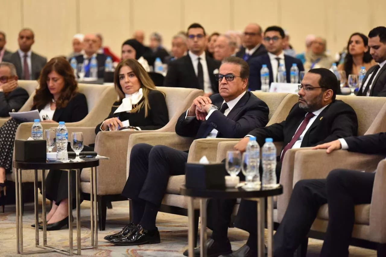وزير الصحة يدشن مبادرة رئيس الجمهورية لرعاية أطفال السكري