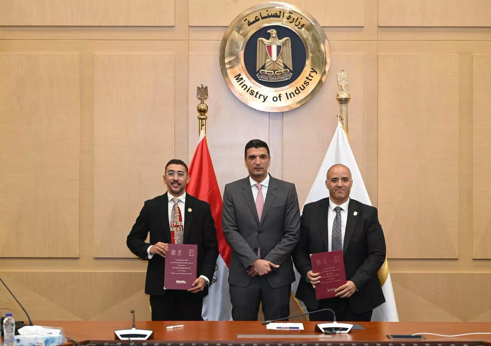 بروتوكول تعاون بين كلية الهندسة وشركة وادي الملوك للاستثمار الصناعي