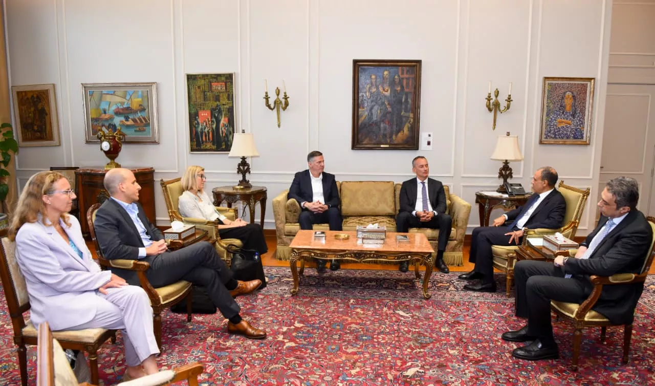 وزير الخارجية يستقبل الممثل الأعلى لغزة