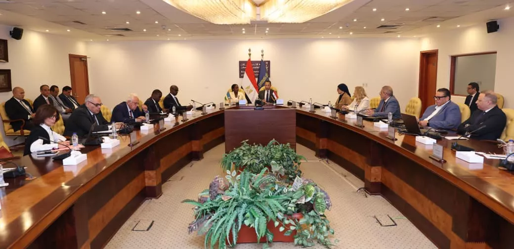 بحث سبل تعزيز التعاون بين مصر ورواندا