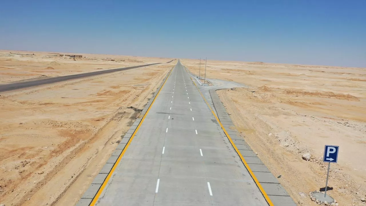 وزيرة الإسكان تستعرض إنجازات الجهاز المركزي للتعمير في تنفيذ 1951 مشروعًا