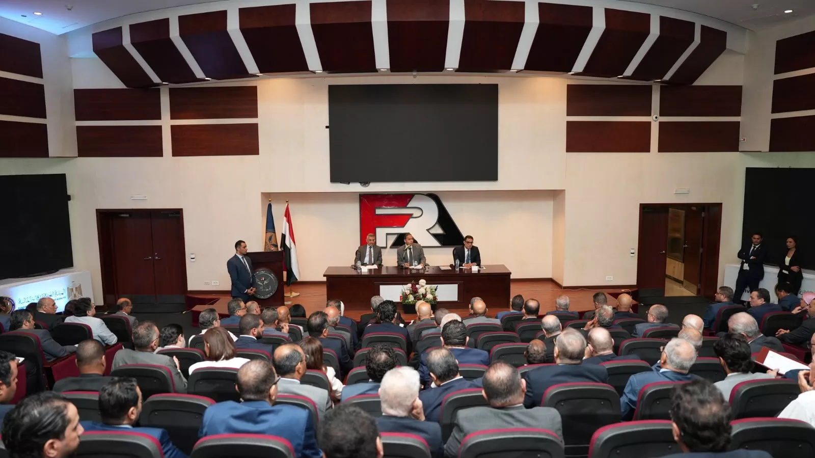 لقاء بين رئيس الرقابة المالية ووسطاء التأمين