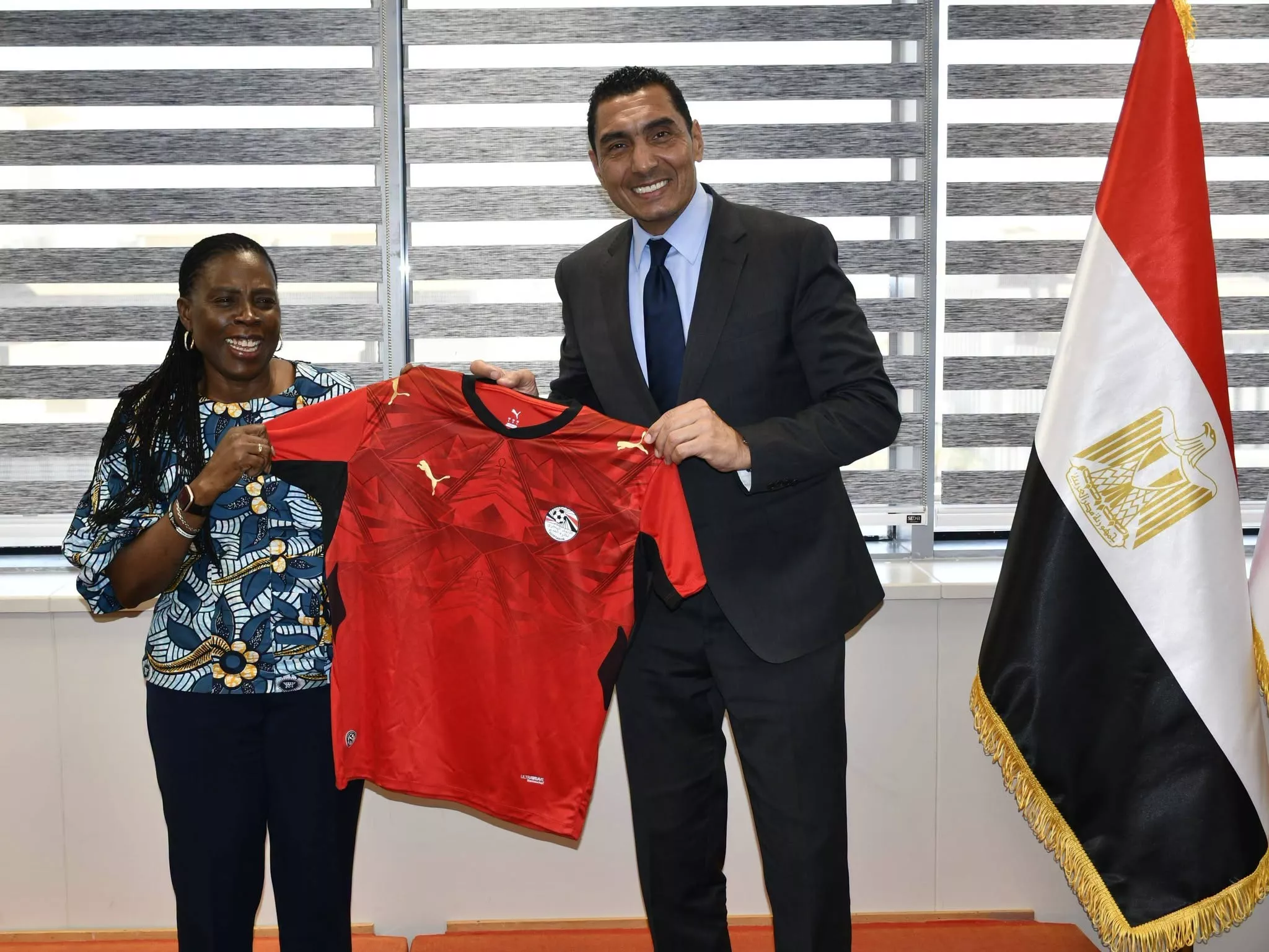 وزير الشباب والرياضة يجتمع بممثلي مفوضية الاتحاد الأفريقي